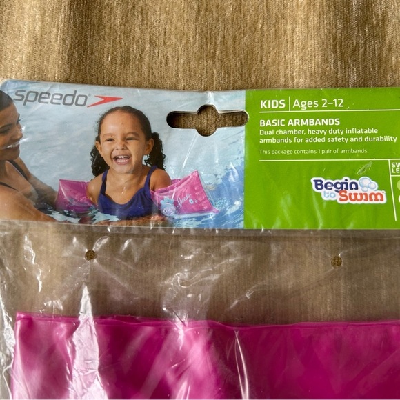 New in Package Speedo Pink Kids Armbands - Picture 2 of 5